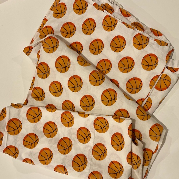 Crate & Barrel Kids Basketball Twin Flat Sheet - Picture 2 of 3